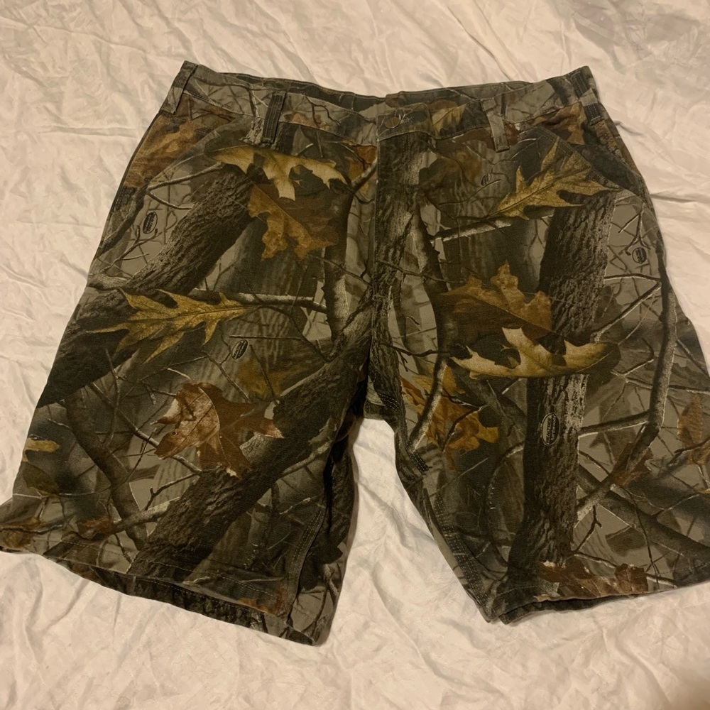 Carharrt Camouflage cargo shorts